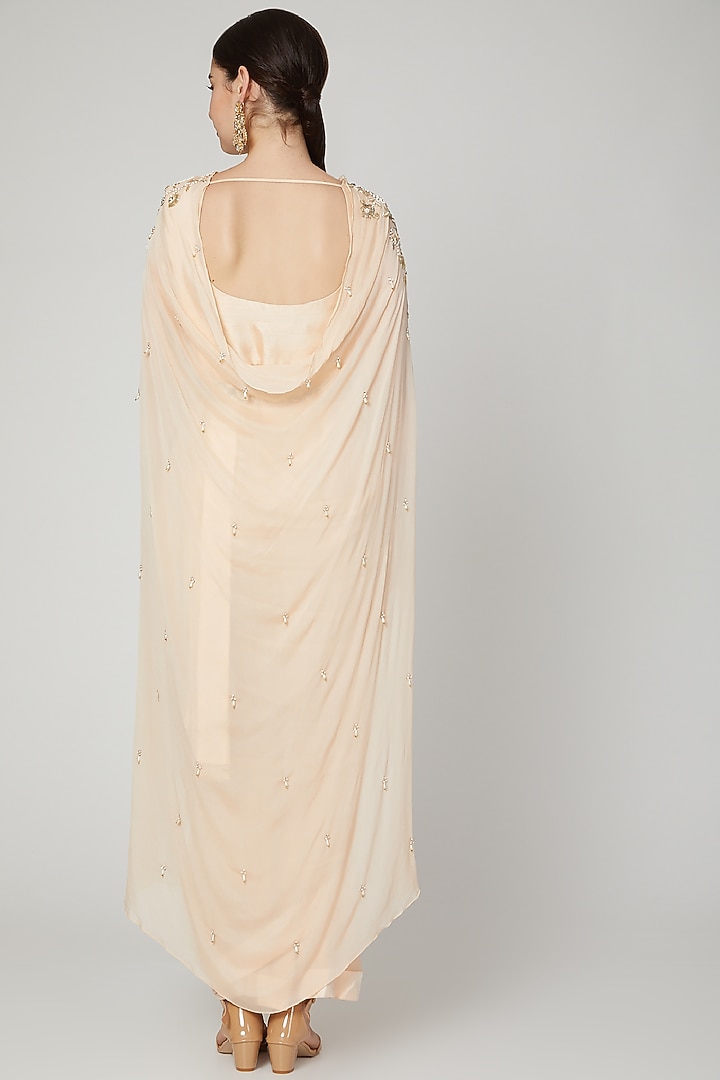 Beige Chanderi Sequins Embroidered Draped Wedding Saree Set by Nidhika Shekhar at Pernia's Pop Up Shop
