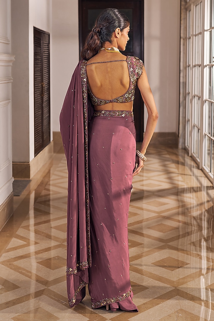 Mouse-Colored Crepe Boota Work Wedding Saree Set by Nidhika Shekhar at Pernia's Pop Up Shop
