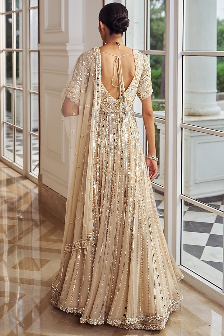 Golden Chanderi & Georgette Bridal Lehenga Set by Nidhika Shekhar at Pernia's Pop Up Shop