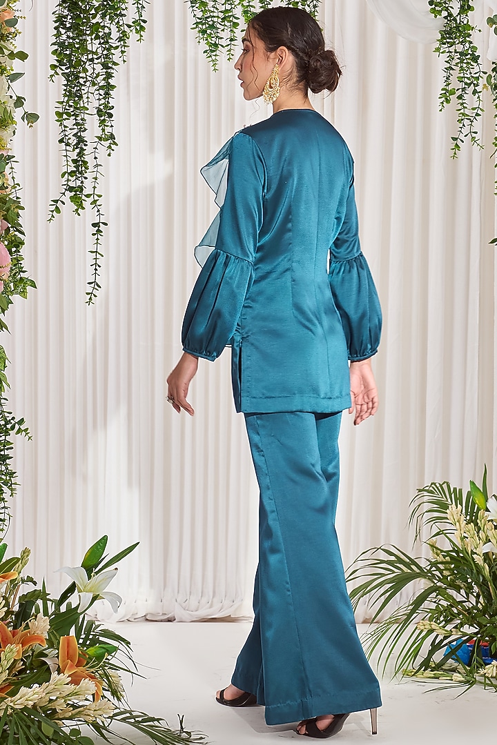 Teal Hand Embroidered Kurta Set by Nidhika Shekhar at Pernia's Pop Up Shop