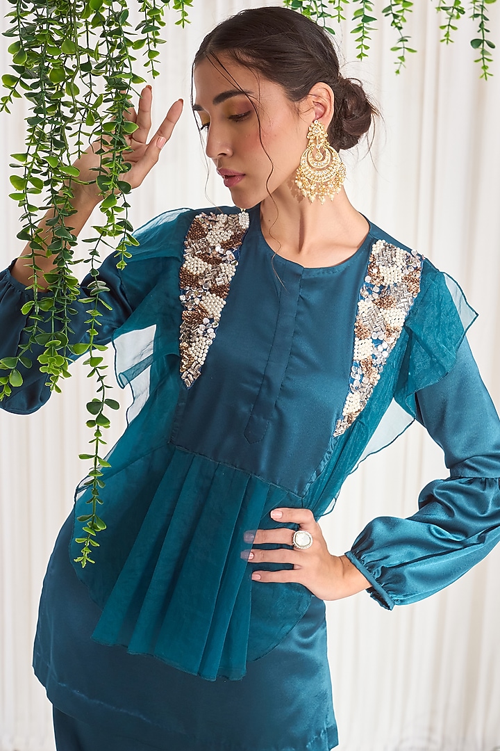 Teal Hand Embroidered Kurta Set by Nidhika Shekhar at Pernia's Pop Up Shop