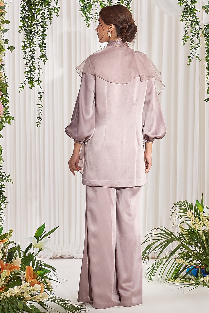 Nude Hand Embroidered Kurta Set by Nidhika Shekhar at Pernia's Pop Up Shop