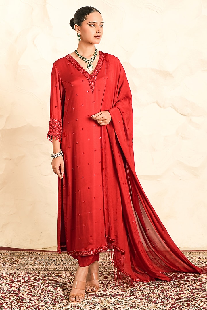 Red Satin Embroidered Kurta Set by Nidhika Shekhar at Pernia's Pop Up Shop
