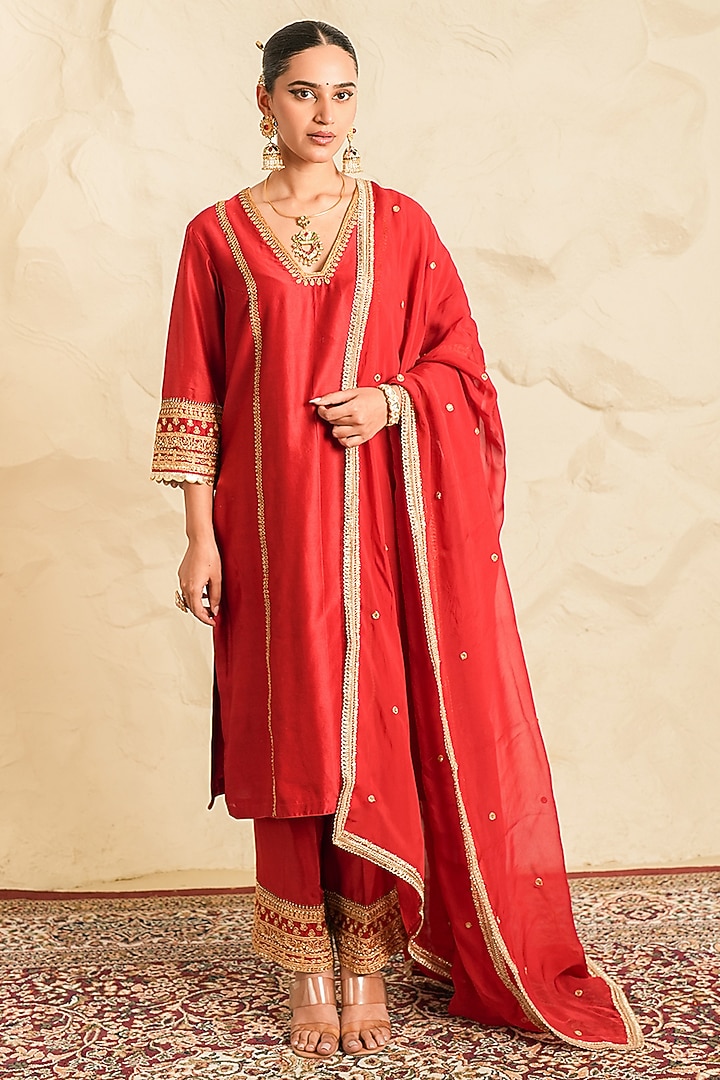 Red Chanderi Zari Embroidered A-Line Kurta Set by Nidhika Shekhar at Pernia's Pop Up Shop