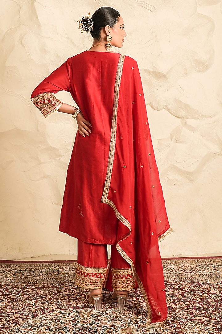 Red Chanderi Zari Embroidered A-Line Kurta Set by Nidhika Shekhar at Pernia's Pop Up Shop