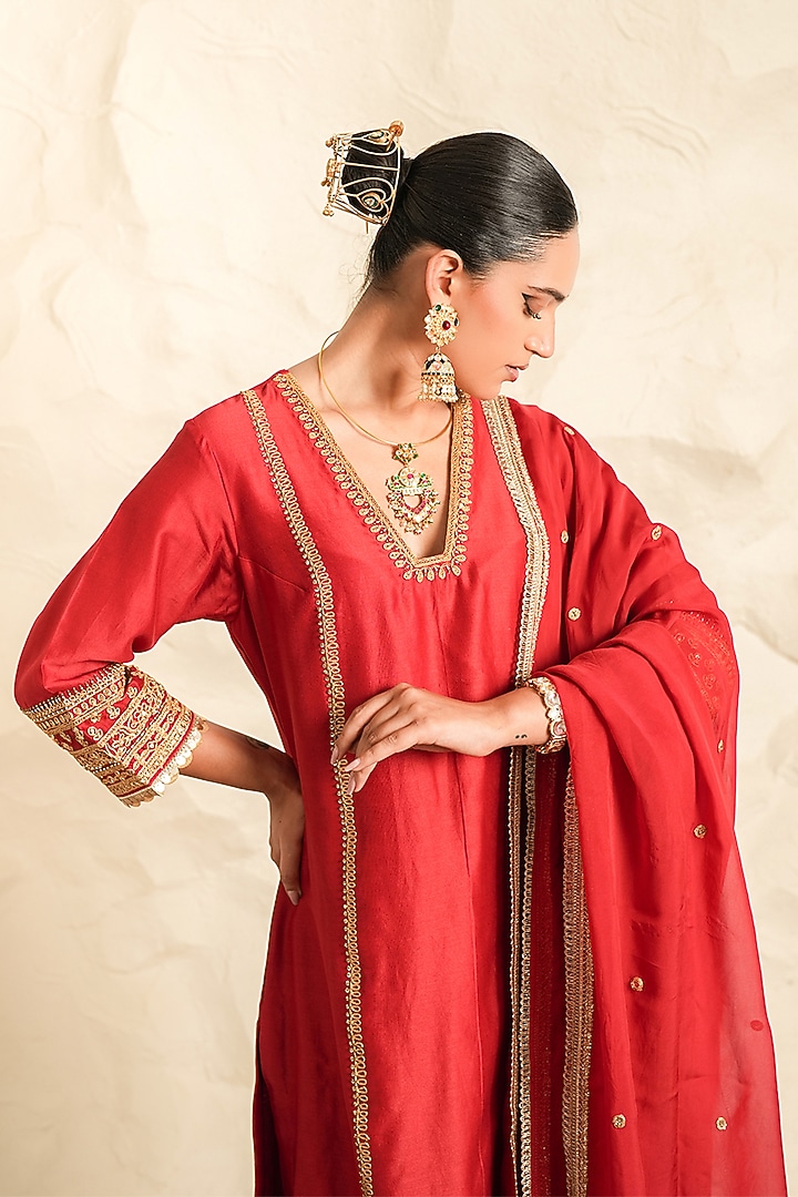 Red Chanderi Zari Embroidered A-Line Kurta Set by Nidhika Shekhar at Pernia's Pop Up Shop