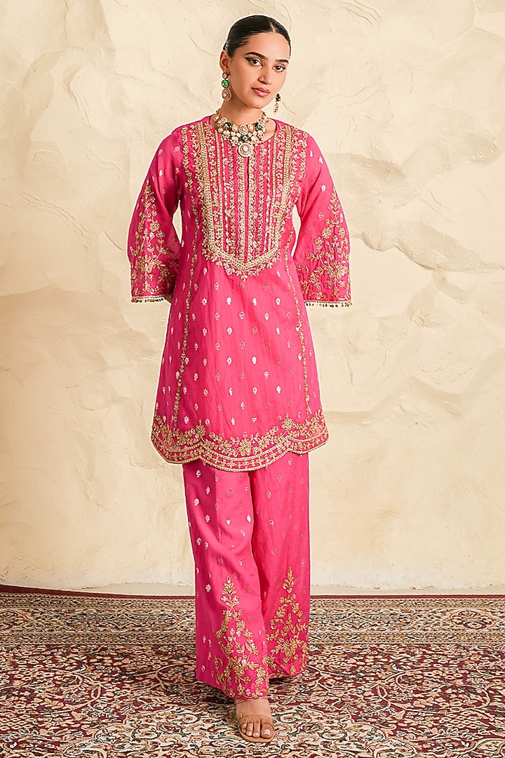 Hot Pink Chanderi Zari Embroidered Short Kurta Set by Nidhika Shekhar at Pernia's Pop Up Shop