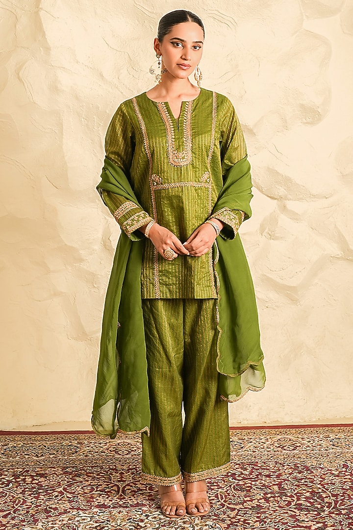 Olive Green Chanderi Zari Embroidered Kurta Set by Nidhika Shekhar at Pernia's Pop Up Shop