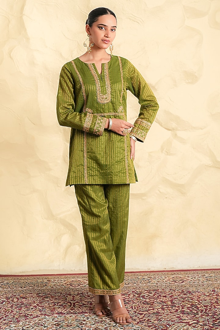 Olive Green Chanderi Zari Embroidered Kurta Set by Nidhika Shekhar at Pernia's Pop Up Shop