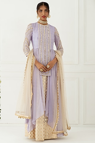Lilac Hand Embroidered Kurta Set by Nidhika Shekhar