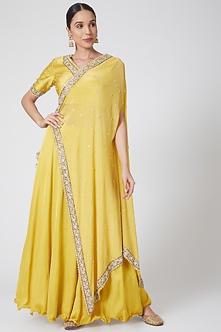 Yellow Embroidered Angrakha Kurta Set by Nidhika Shekhar