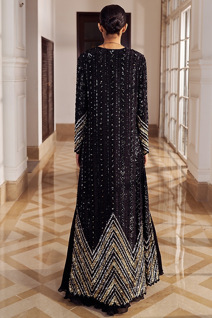 Black Crepe Embellished Jacket Wedding Lehenga Set by Nidhika Shekhar at Pernia's Pop Up Shop