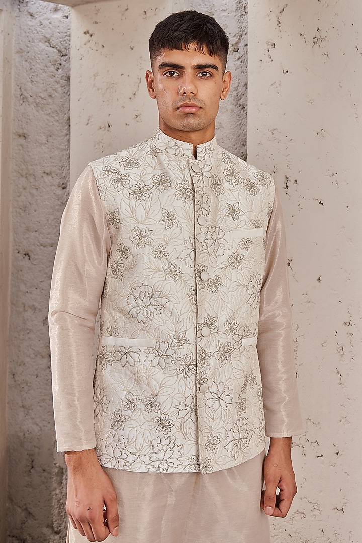 Ivory Silk Machine Embroidered Bundi Jacket Set by Nidhika Shekhar Men at Pernia's Pop Up Shop