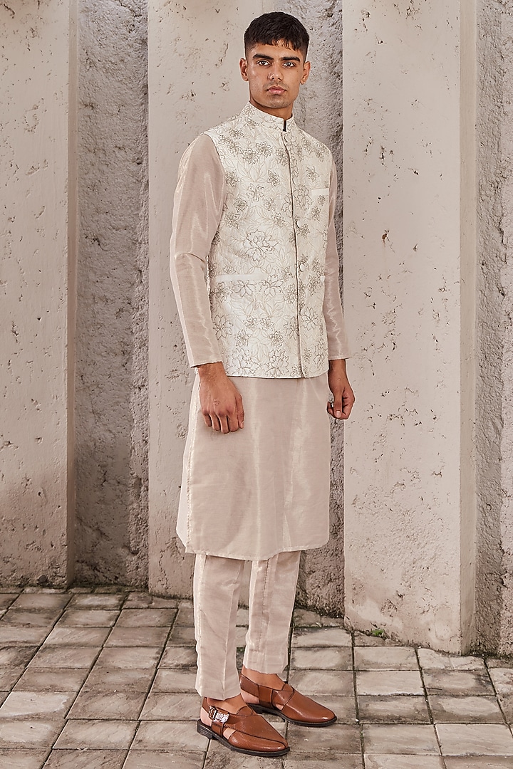 Ivory Silk Machine Embroidered Bundi Jacket by Nidhika Shekhar Men at Pernia's Pop Up Shop