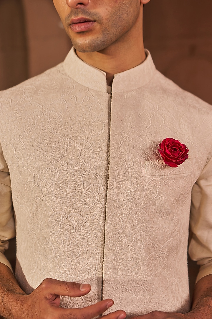 Ivory Chanderi & Cotton Silk Machine Embroidered Bundi Jacket by Nidhika Shekhar Men at Pernia's Pop Up Shop