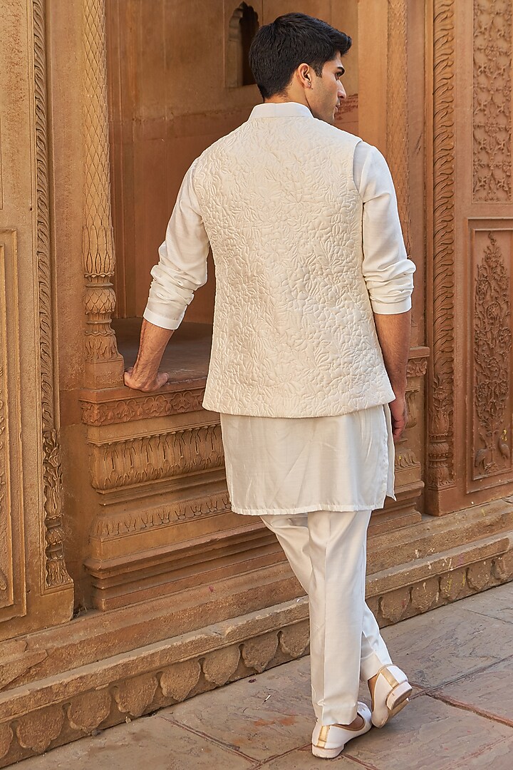 Ivory Cotton Silk & Silk Bundi Jacket by Nidhika Shekhar Men at Pernia's Pop Up Shop