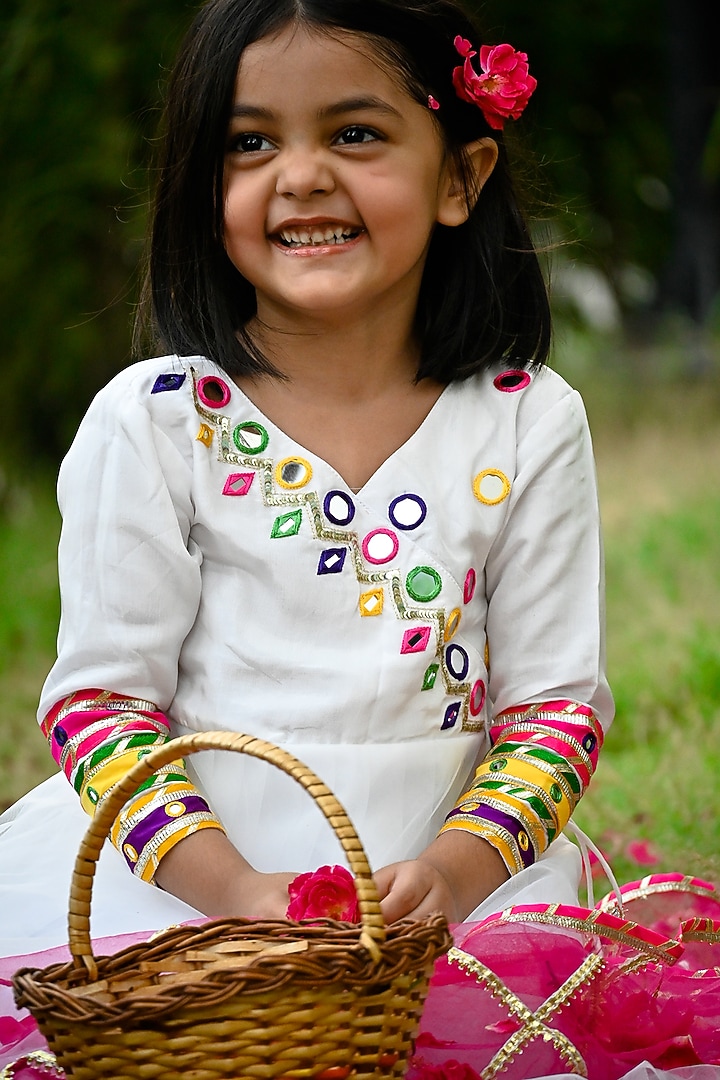 White Anarkali Set With Mirror Work For Girls by Nadaan Parindey at Pernia's Pop Up Shop