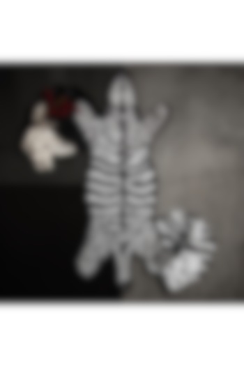 Black & White Beaded Table Runner by HOUSE OF NEEBA at Pernia's Pop Up Shop