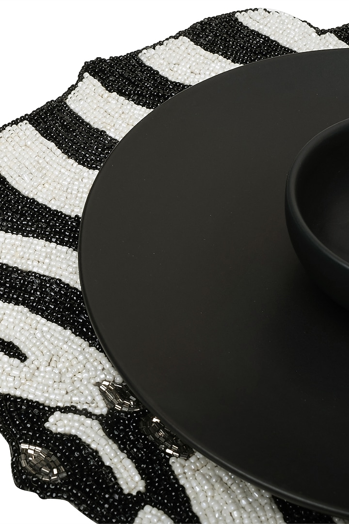 Black & White Beaded Table Mats (Set of 2) by HOUSE OF NEEBA at Pernia's Pop Up Shop