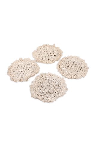 White Macrame Coasters (Set of 4) by HOUSE OF NEEBA