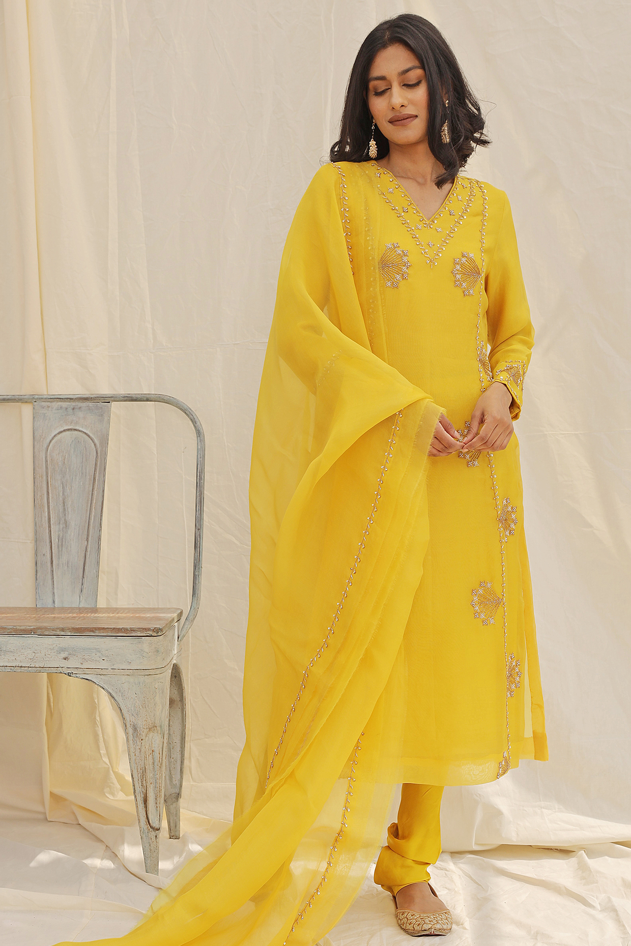 Yellow Hand Embroidered Kurta Set by Neelu Sethi at Pernia's Pop Up Shop