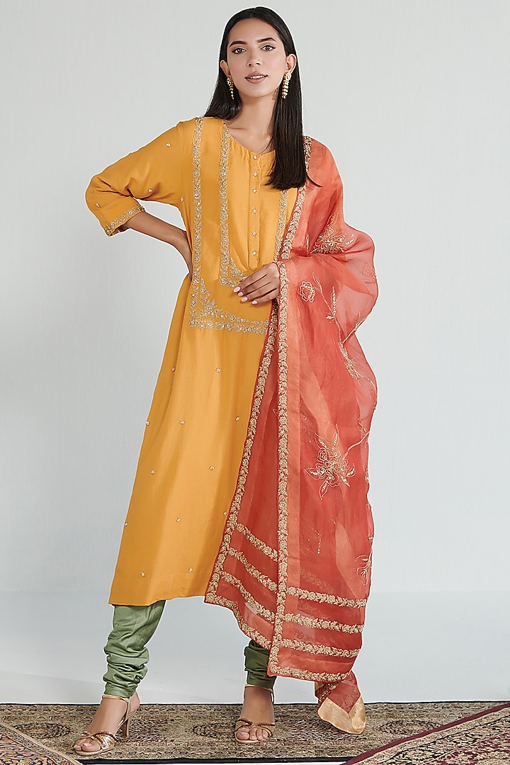 Mustard Yellow Cotton Silk Embroidered Kurta Set by Neelu Sethi at Pernia's Pop Up Shop