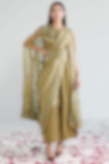 Sage Green Organza Embroidered Cape Set by Neelu Sethi at Pernia's Pop Up Shop