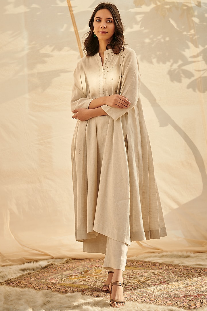 Grey Cotton Linen Kurta Set by Neelu Sethi