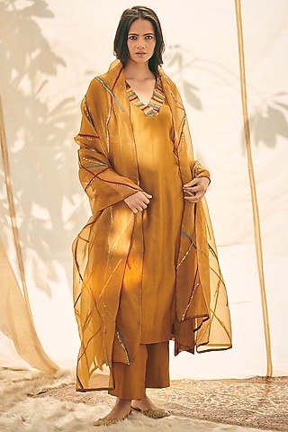 Mustard Handloom Chanderi Kurta Set by Neelu Sethi