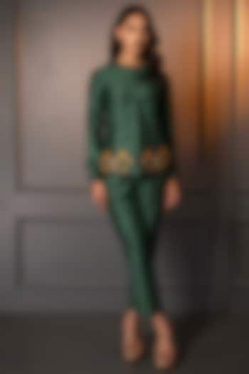 Green Cotton Silk Applique Embroidered Co-Ord Set by Neelu and Manvi at Pernia's Pop Up Shop