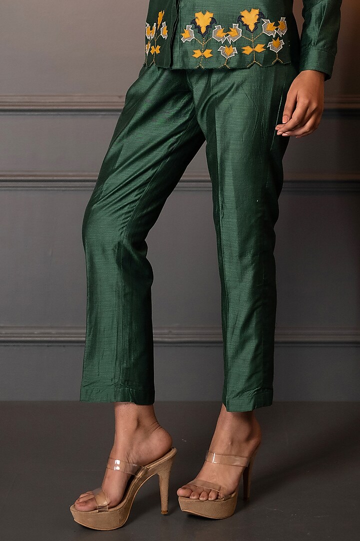 Green Cotton Silk Applique Embroidered Co-Ord Set by Neelu and Manvi at Pernia's Pop Up Shop
