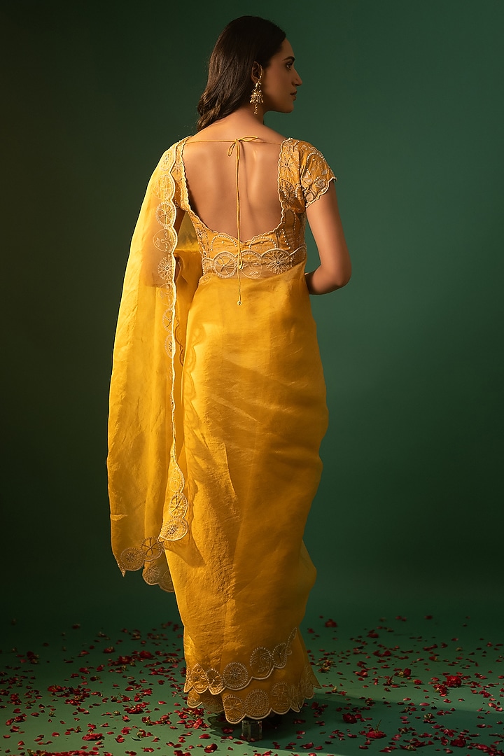 Yellow Organza Hand & Machine Work Wedding Saree Set by Neelu and Manvi at Pernia's Pop Up Shop