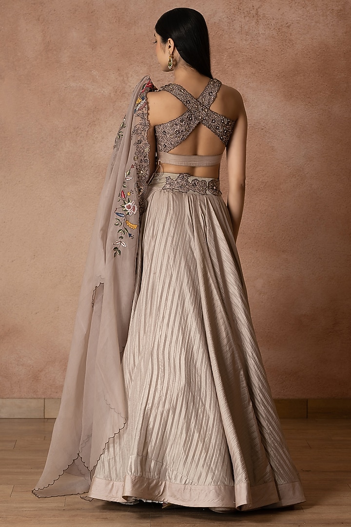 Dusty Pink Silk Embroidered Wedding Lehenga Set by Neelu and Manvi at Pernia's Pop Up Shop