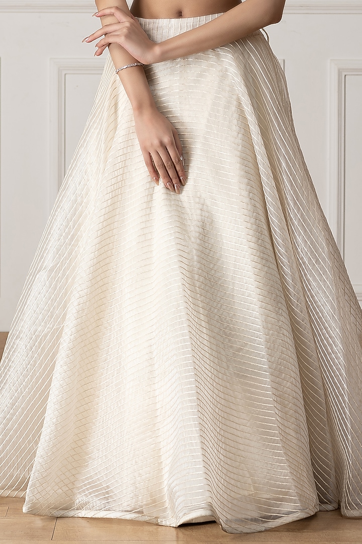 White Organza Wedding Lehenga Set by Neelu and Manvi at Pernia's Pop Up Shop