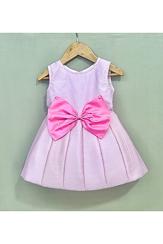 Lavender Chanderi Bow Dress For Girls by Label Neeti