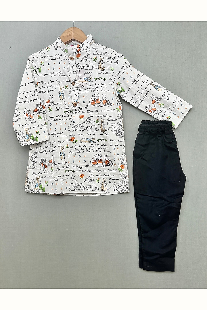 White Cotton Printed Kurta Set For Boys by Label Neeti at Pernia's Pop Up Shop