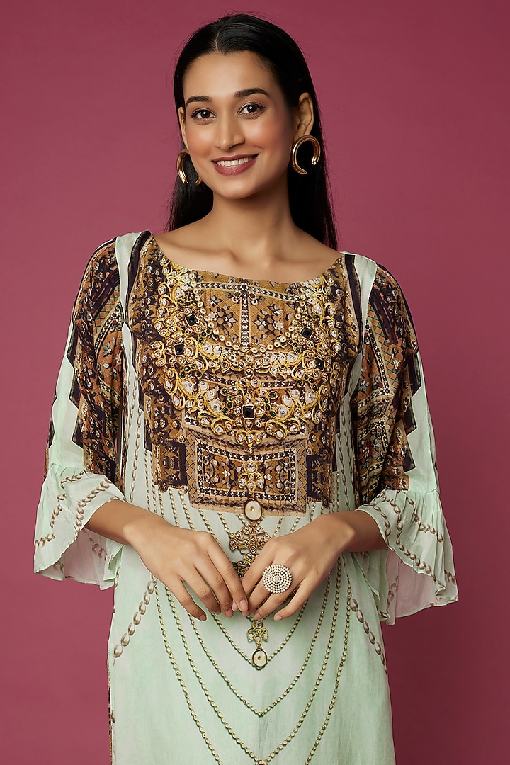 Mint Green Embellished Kurta Set by Neeva A at Pernia's Pop Up Shop