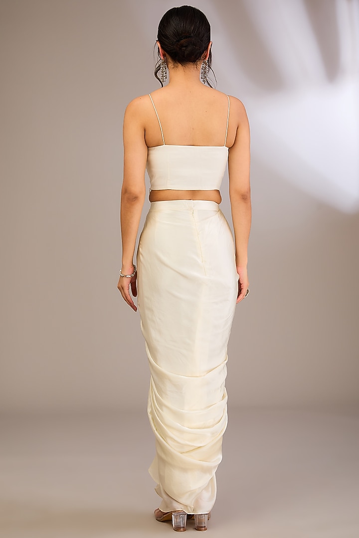 Ivory Organza Geometric Embroidered Cape Set by COUTURE BY NIHARIKA at Pernia's Pop Up Shop