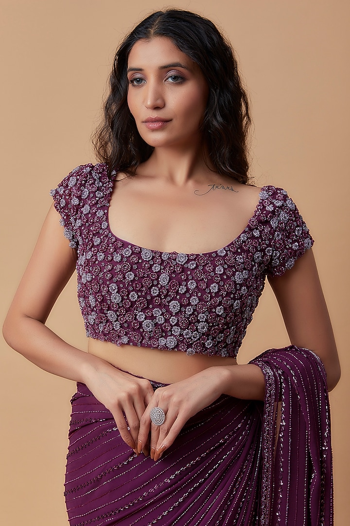 Wine Net Embroidered Reception Saree Set by COUTURE BY NIHARIKA at Pernia's Pop Up Shop