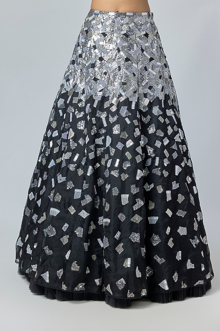 Black Net & Organza Hand Embroidered Bridal Lehenga Set by COUTURE BY NIHARIKA at Pernia's Pop Up Shop