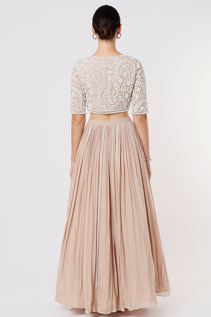 Peach Organza Wedding Lehenga Set by COUTURE BY NIHARIKA at Pernia's Pop Up Shop