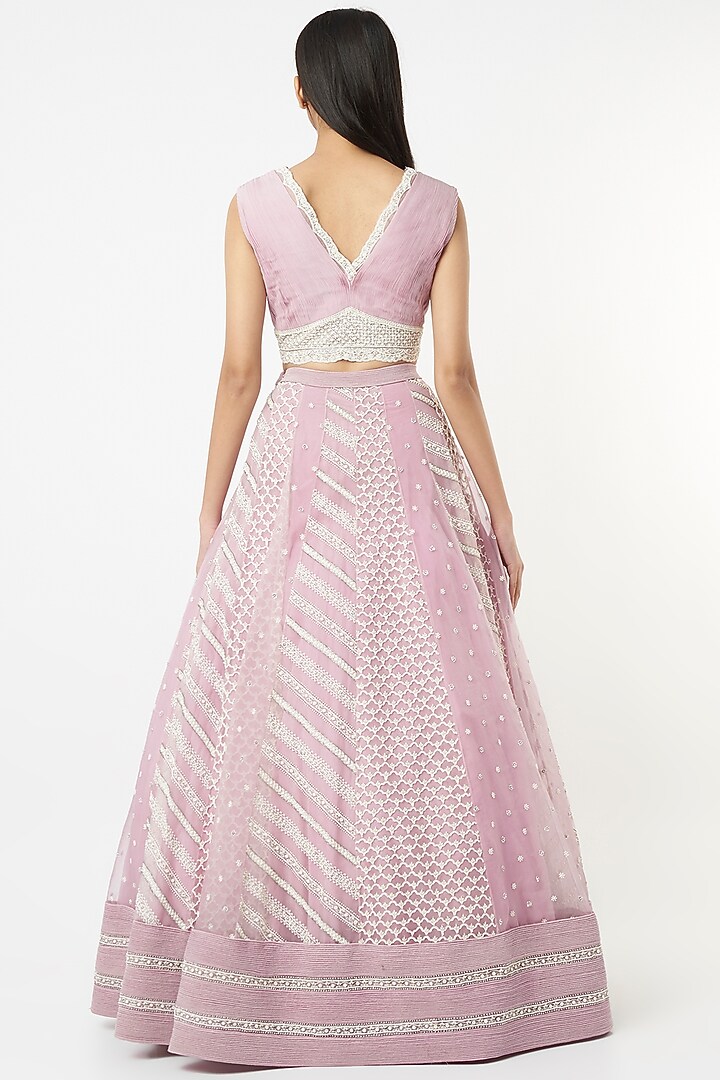 Mauve Organza Embroidered Paneled Bridal Lehenga Set by COUTURE BY NIHARIKA at Pernia's Pop Up Shop
