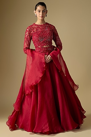 Red Net Lehenga Set by COUTURE BY NIHARIKA