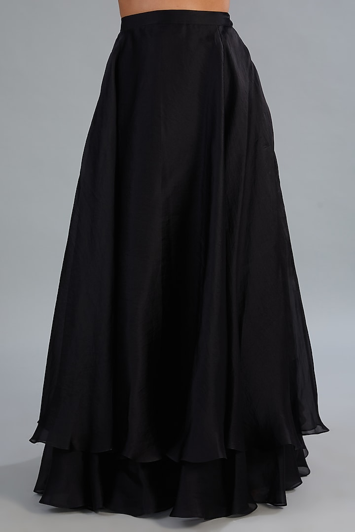 Black Art Satin Organza Wedding Lehenga Set by COUTURE BY NIHARIKA at Pernia's Pop Up Shop