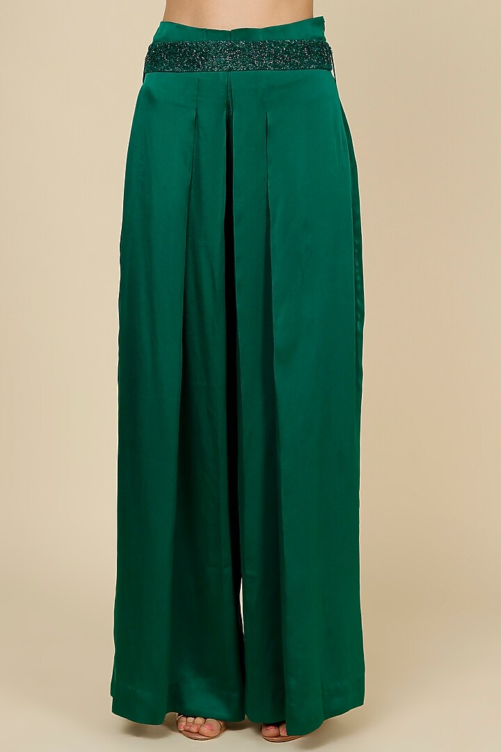 Emerald Green Embroidered Cape Set by COUTURE BY NIHARIKA at Pernia's Pop Up Shop