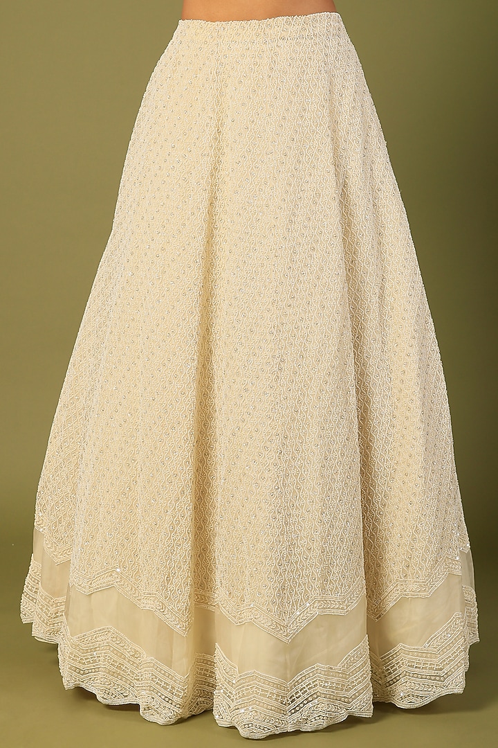 White Embroidered Bridal Lehenga Set by COUTURE BY NIHARIKA at Pernia's Pop Up Shop