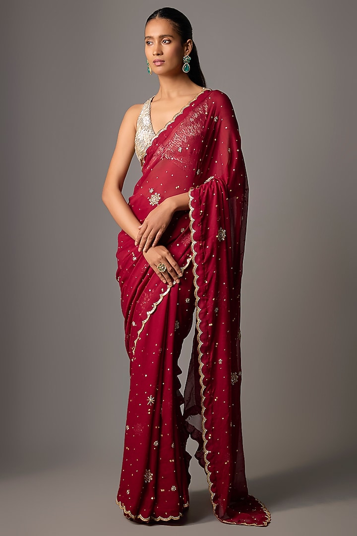 Red Chiffon Wedding Saree Set by COUTURE BY NIHARIKA at Pernia's Pop Up Shop