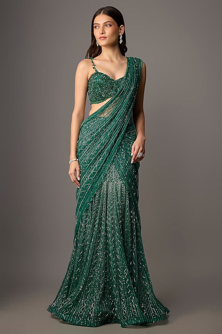 Emerald Green Net & Organza Hand Embroidered Reception Saree Set by COUTURE BY NIHARIKA at Pernia's Pop Up Shop