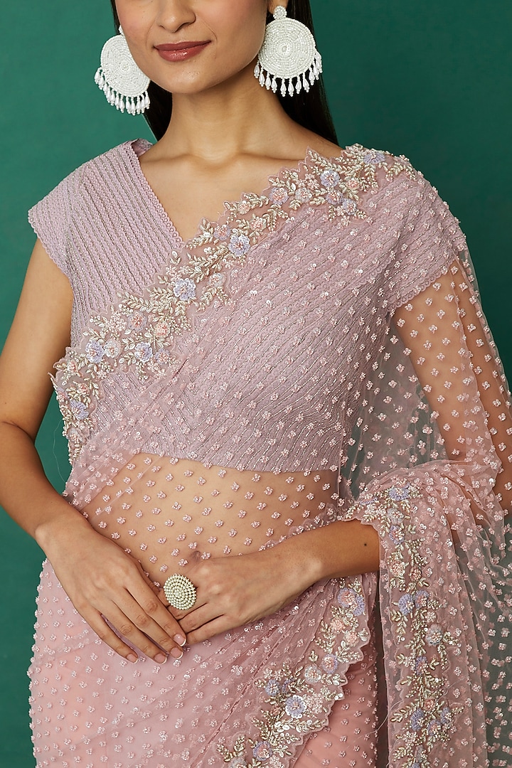 Lilac Pink Embroidered Reception Saree Set by COUTURE BY NIHARIKA at Pernia's Pop Up Shop