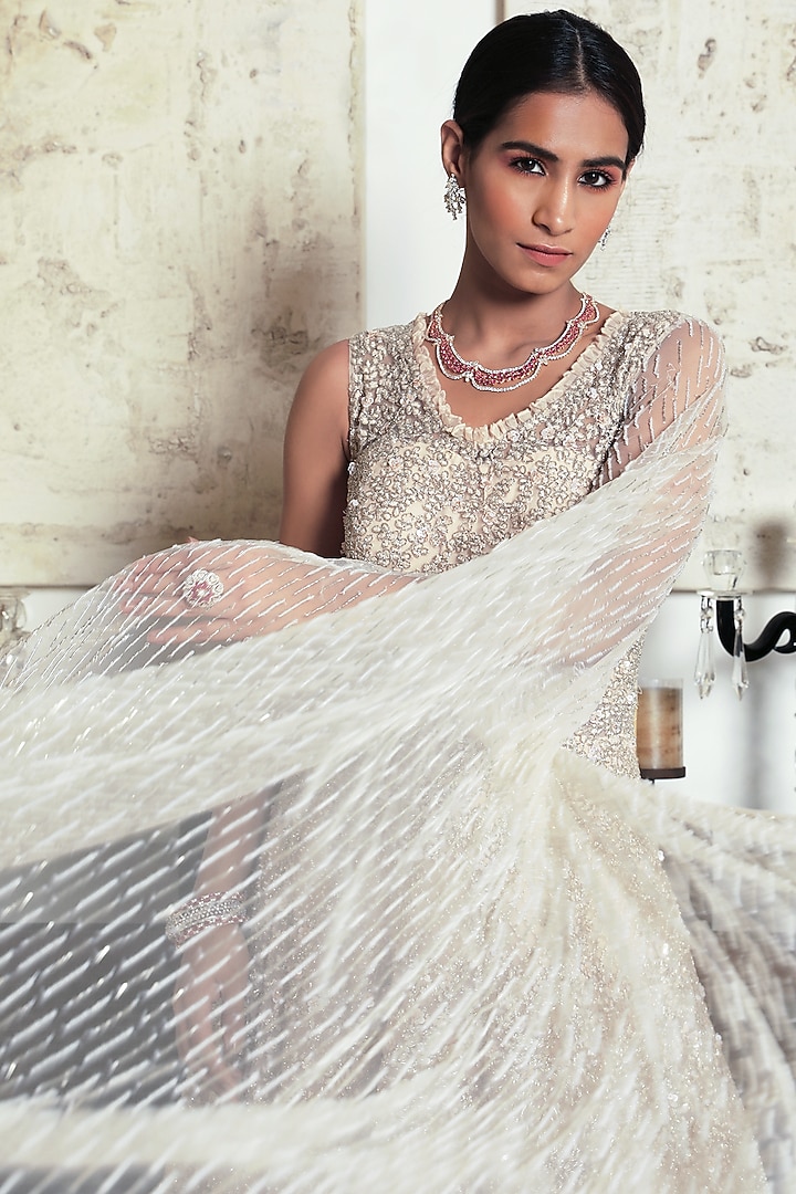 Dusty Pink Embroidered Bridal Lehenga Set by COUTURE BY NIHARIKA at Pernia's Pop Up Shop